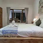 Tropical 2Br Private Pool Villa In Central Seminyak